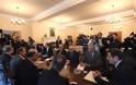 Λεπτό προς λεπτό οι δραματικές εξελίξεις στην Κύπρο: Εκτακτη σύσκεψη πολιτικών αρχηγών