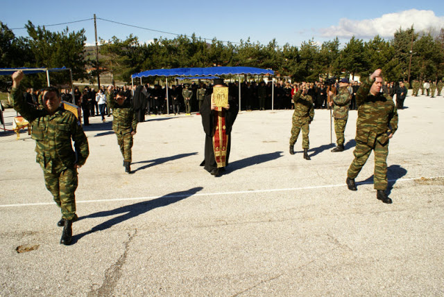 Καστοριά: Παρέλαβε ο νέος Διοικητής Ταξίαρχος Γρηγόριος Γρηγοριάδης της 15ης Ταξιαρχίας (φωτορεπορτάζ) - Φωτογραφία 17