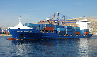 Πρόσκρουση φορτηγού πλοίου στο Ικόνιο - Φωτογραφία 1