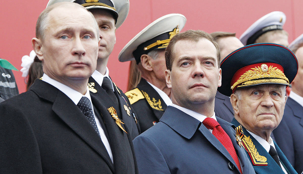 Γιατί η ρώσικη ρουλέτα με τον σκληρό Πούτιν είχε ατυχή κατάληξη - Φωτογραφία 1
