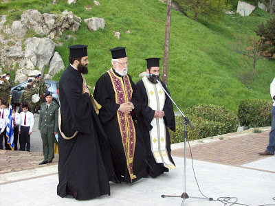 Τίμησαν την 25η Μαρτίου οι μαθητές στη Μυτιλήνη - Φωτογραφία 2