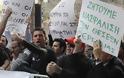 Κύπρος: Απειλούν με απεργία οι υπάλληλοι των τραπεζών