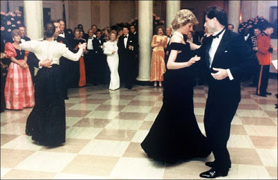 Όταν η Νταϊάνα χόρευε στον Λευκό Οίκο με τον Τραβόλτα - Φωτογραφία 2