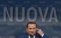 Πιέσεις Μπερλουσκόνι για κυβέρνηση ευρείας συμμετοχής στην Ιταλία