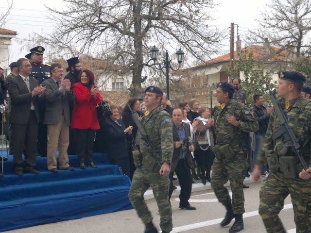 Εορτασμός και παρέλαση 25ης Μαρτίου στα Δίκαια και τον Κυπρίνο του Έβρου - Φωτογραφία 4