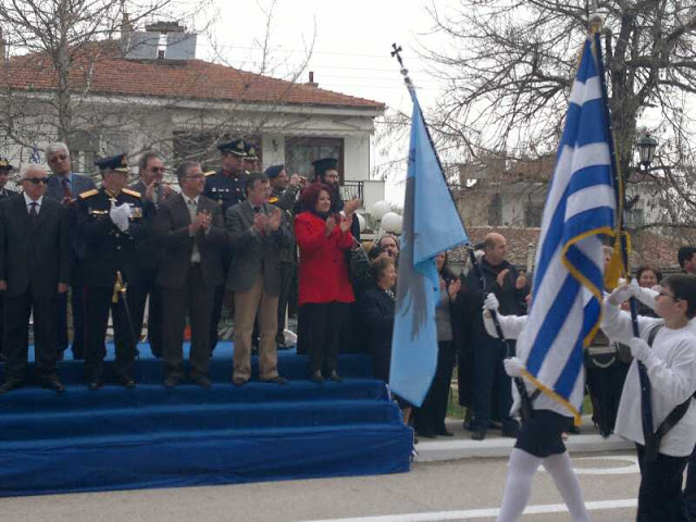 Εορτασμός και παρέλαση 25ης Μαρτίου στα Δίκαια και τον Κυπρίνο του Έβρου - Φωτογραφία 8