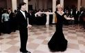 Συγκλονιστικές φωτογραφίες της πριγκίπισσας Νταϊάνα να χορεύει με τον Τραβόλτα - Φωτογραφία 3