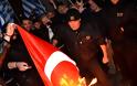 Δυναμική απάντηση της Χρυσής Αυγής στους τουρκολάγνους καναλάρχες του μνημονίου [Photos & Videos] - Φωτογραφία 13