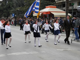 Με λαμπρότητα η παρέλαση στην Αλεξανδρούπολη και πολύ… αστυνομία! - Φωτογραφία 3