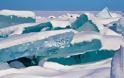Θραύσματα τιρκουάζ πάγου στη μεγαλύτερη λίμνη στον κόσμο - Φωτογραφία 6