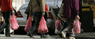 Φόρο στις πλαστικές σακούλες επιβάλλει η ΕΕ - Φωτογραφία 1