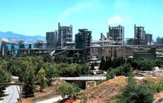 Λουκέτο στο εργοστάσιο της ΑΓΕΤ Ηρακλής στη Χαλκίδα - Φωτογραφία 1