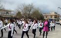 Γυμνάσιο Βασιλικού: Τα κορίτσια φόρεσαν παντελόνι στην παρέλαση