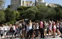 Ο Φούχτελ καλεί τους Γερμανούς τουρίστες στην Ελλάδα