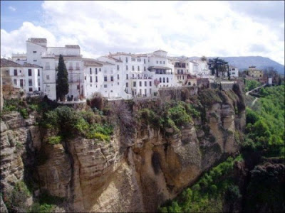 Ζώντας κυριολεκτικά στα… άκρα! - Φωτογραφία 9