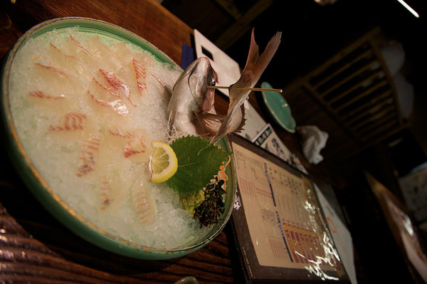 Εκκεντρικό εστιατόριο: Ό,τι ψαρεύεις… τρως!!! (video) - Φωτογραφία 4