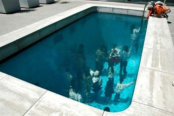 Μοναδικό Η πισίνα που... δεν μπορείς να κολυμπήσεις! - Φωτογραφία 3