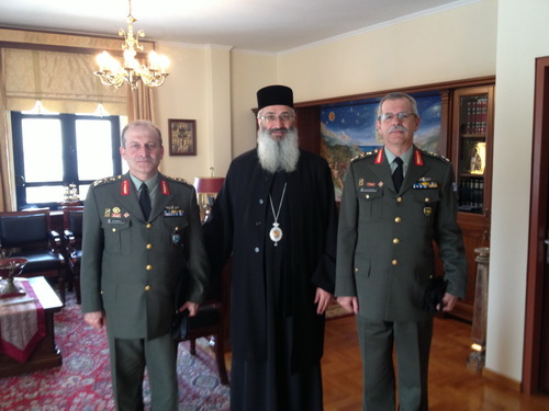 Εθιμοτυπική επίσκεψη του Διοικητή Δ'ΣΣ στον Μητροπολίτη Αλεξανδρουπόλεως - Φωτογραφία 1