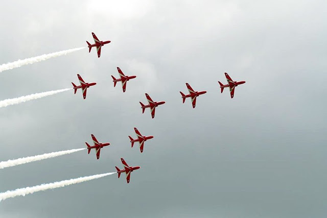 Εκπαίδευση του Ακροβατικού Σμήνους Red Arrows στην 117 ΠΜ - Φωτογραφία 3