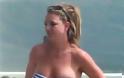 Η Britney Spears φόρεσε το μπικίνι της και πήγε παραλία - Φωτογραφία 3