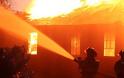 Θεσσαλονίκη: Σε εξέλιξη πυρκαγιά σε εργοστάσιο επίπλων