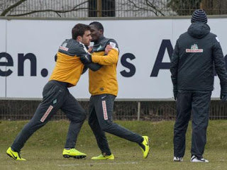 ΣΤΑ... ΧΕΡΙΑ ΠΑΠΑΣΤΑΘΟΠΟΥΛΟΣ ΚΑΙ ΑΡΝΑΟΥΤΟΒΙΤΣ! *ΡΗΟΤΟS* - Φωτογραφία 3