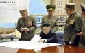 Ο Kim Jong Un υπέγραψε το σχέδιο επίθεσης - Φορτώστε με πυρηνικά τους πυραύλους