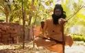 Δείτε με ποιο τρόπο αιωρούνται οι Ινδοί φακίρηδες [Video]