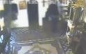 Καρέ καρέ ιερόσυλος κλέβει το παγκάρι σε εκκλησία της Θεσπρωτίας [Video]