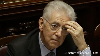 Δεν παραιτείται ο Ναπολιτάνο - Φωτογραφία 2