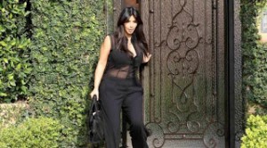 ΣΚΑΝΔΑΛΟ: H ψεύτικη εγκυμοσύνη της Kim Kardashian! - Φωτογραφία 1