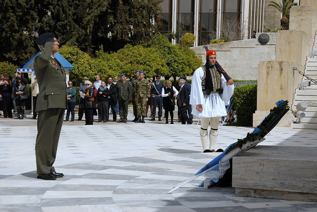 ΠΑΡΟΥΣΙΑ ΑΡΧΗΓΟΥ ΓΕΕΘΑ ΣΤΗΝ ΔΟΞΟΛΟΓΙΑ ΓΙΑ ΤΗΝ ΕΘΝΙΚΗ ΕΠΕΤΕΙΟ ΕΝΑΡΞΗΣ ΤΟΥ ΚΥΠΡΙΑΚΟΥ ΑΠΕΛΕΥΘΕΡΩΤΙΚΟΥ ΑΓΩΝΑ - Φωτογραφία 2