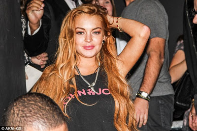 Lindsay Lohan: Κρύφτηκε από τους fans της - Φωτογραφία 2