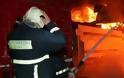 Τέθηκε υπό έλεγχο η πυρκαγιά στο εργοστάσιο επίπλων στο Ρέντη