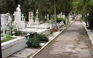 Πάτρα: Δεν ευθύνεται ο Δήμος για τις επισκευές στο A' Κοιμητήριο - Φωτογραφία 1