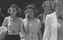 Ποια η γυναίκα που εμφανίζεται με κινητό το 1938;; [video]
