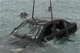 Πάτρα: Nεκρός νεαρός οδηγός ΙΧ που έπεσε στη θάλασσα, στο παλιό λιμάνι - Φωτογραφία 1