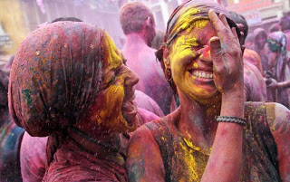 Φεστιβάλ χρωμάτων στην Ινδία - Φωτογραφία 1