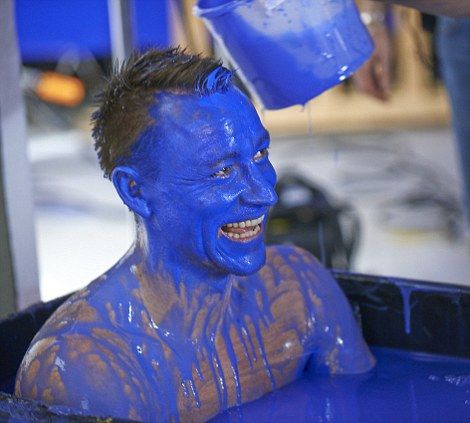 Οι παίκτες της Chelsea βούτηξαν στο μπλε για την νέα φανέλα της ομάδας - Φωτογραφία 10