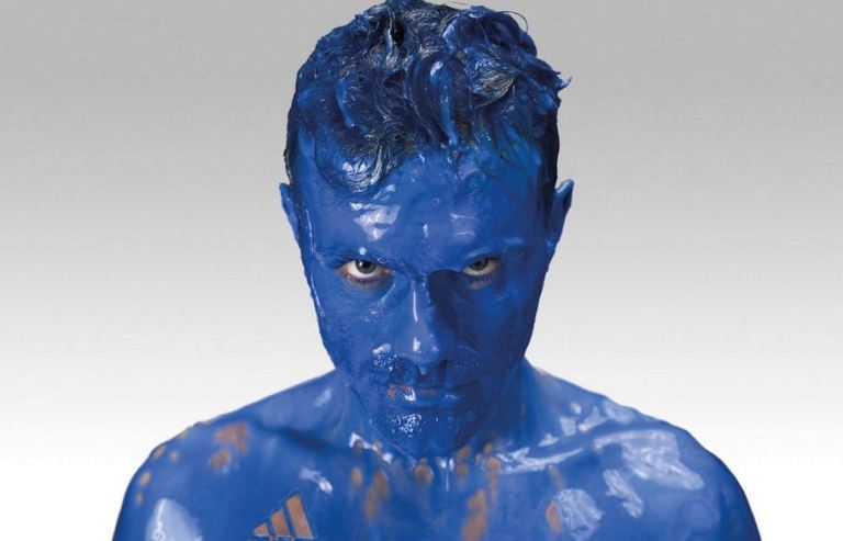 Οι παίκτες της Chelsea βούτηξαν στο μπλε για την νέα φανέλα της ομάδας - Φωτογραφία 4