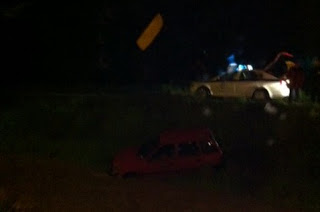 Aυτοκίνητο έπεσε στο ποτάμι του Σκά στη Ναύπακτο - Φωτογραφία 1