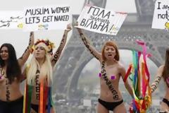 Στο Παρίσι οι γυμνόστηθες Ουκρανές για την προάσπιση των δικαιωμάτων των μουσουλμάνων γυναικών (φώτο)