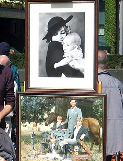 Πριγκίπισσα Νταϊάνα: Φωτογραφίες με τους γιους της για πρώτη φορά στη δημοσιότητα - Φωτογραφία 4