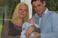 ΔΕΙΤΕ: Μωρό γεννήθηκε 450 γραμμάρια!