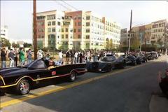 Η παρέλαση των Batmobiles