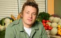 ΣΥΝΤΑΓΗ: Κοτόπουλο με παρμεζάνα από τον Jamie Oliver