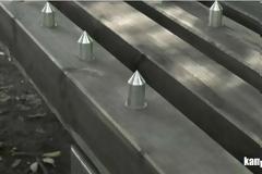 Σε αυτό το παγκάκι για να καθίσεις πρέπει να πληρώσεις.. (pics)