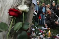 Σοκ, θλίψη και οργή για την αυτοκτονία στο Σύνταγμα