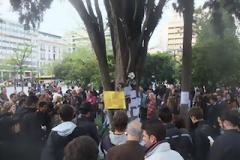 Το δέντρο που μας πλήγωσε