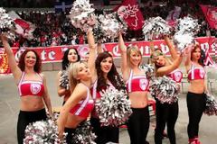 ΤΕΛΕΥΤΑΙΑ ΜΕΡΑ... ΨΗΦΙΣΕ ΚΑΙ ΣΤΕΙΛΕ ΤΙΣ RED DROPS ΣΤΟ ΦΑΪΝΑΛ ΦΟΡ! (PHOTOS)